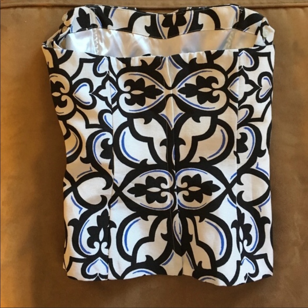 White House Black Market Bustier - Picture 3 of 3